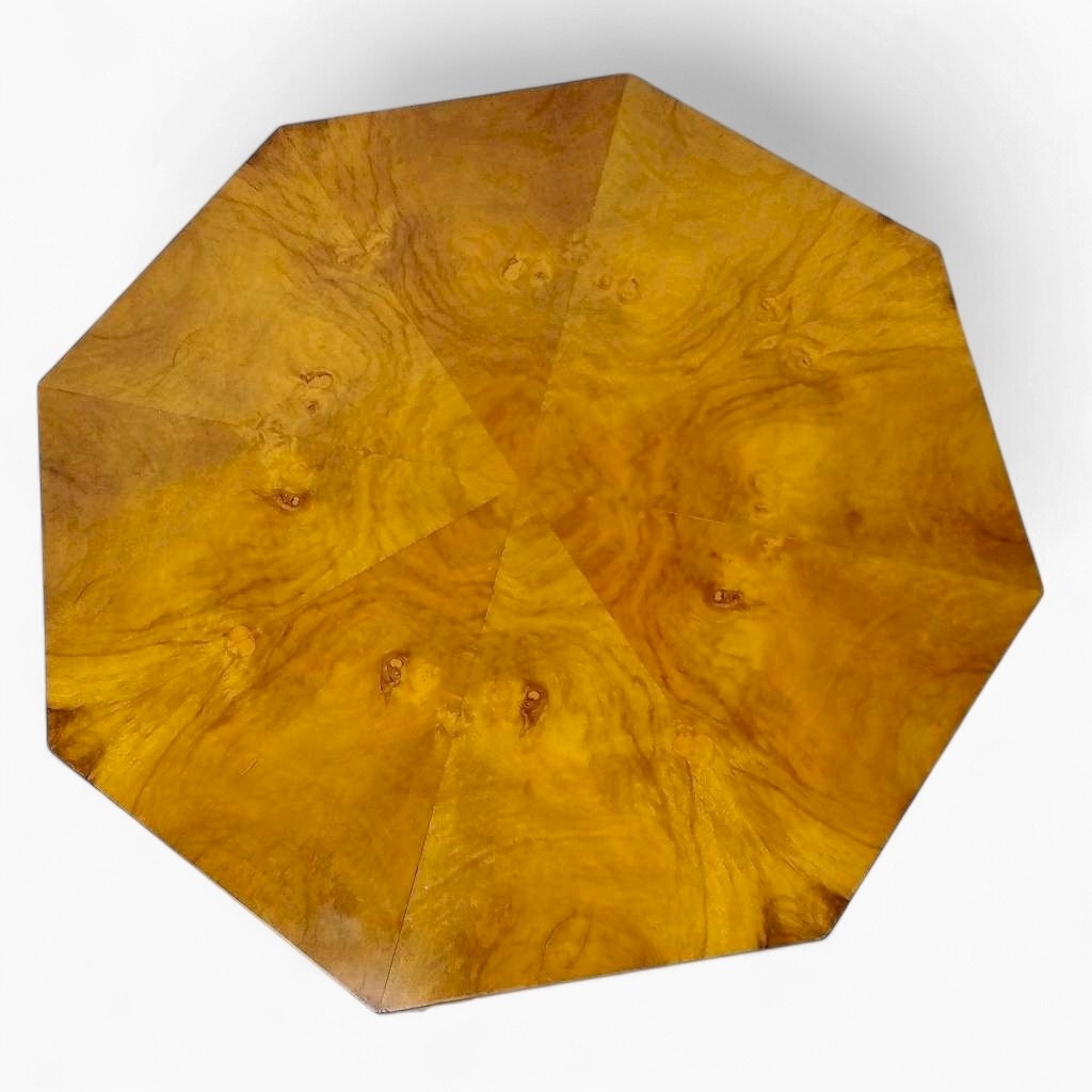 Jazzy art deco quintetto nest in figured walnut