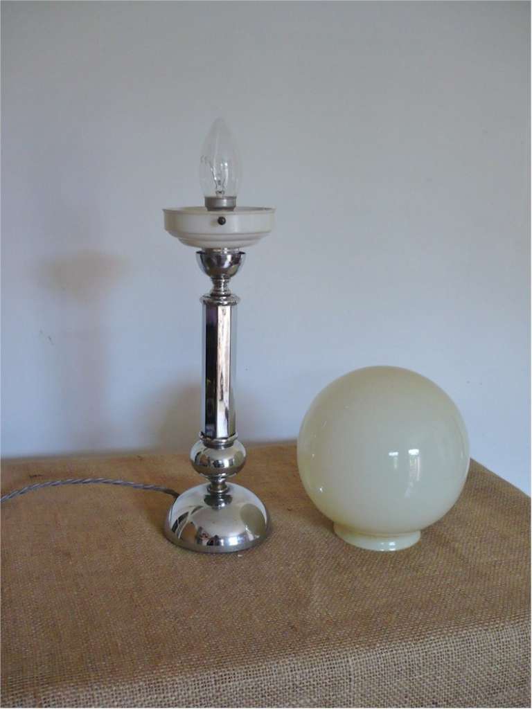 French art deco table lamp in chrome