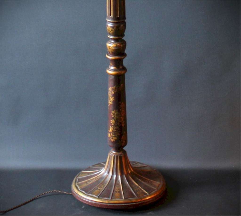 Aesthetic Brown lacquered floor lamp