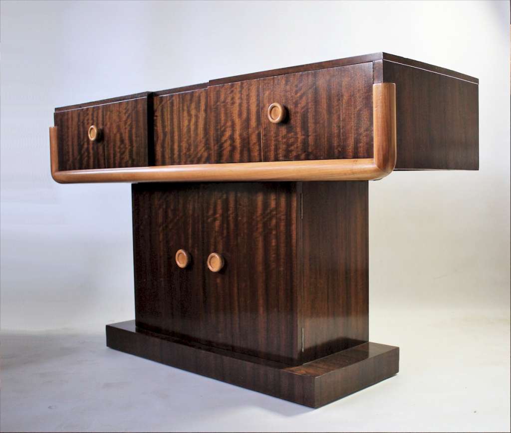 Art Deco Walnut sideboard
