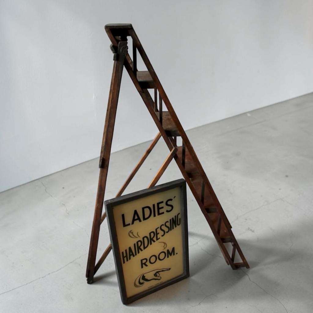 Ladies Hairdressing Room white opaline glass sign