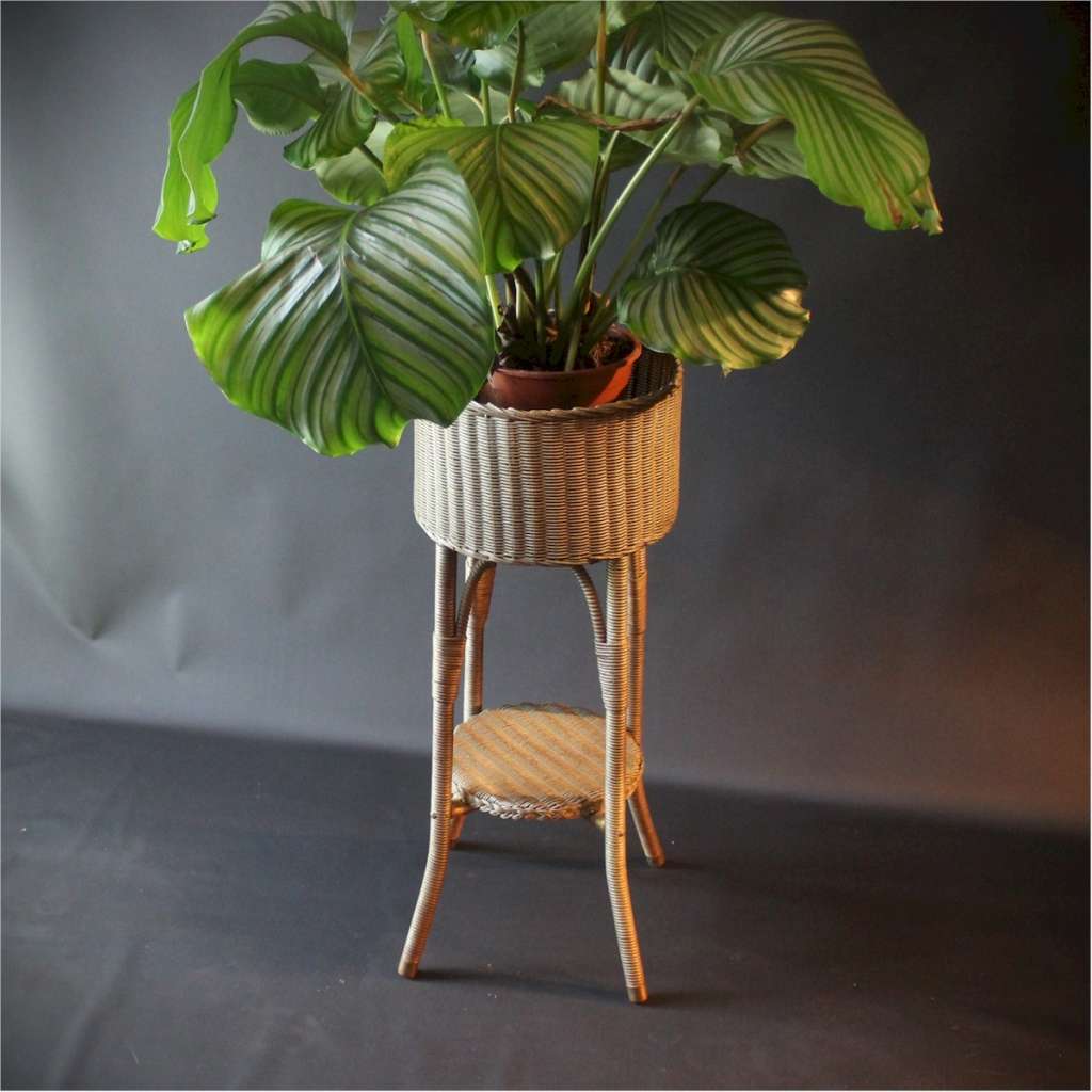 Rare Lloyd Loom planter in gold weave