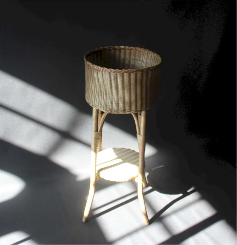 Rare Lloyd Loom planter in gold weave