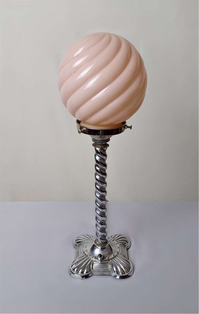 Art Deco table lamp in chrome and glass