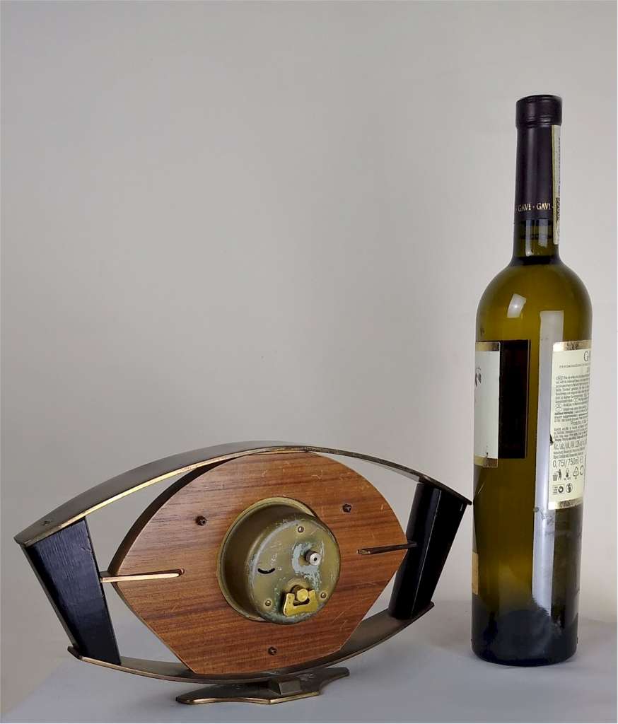 Stylish Mid Century clock by Metamec