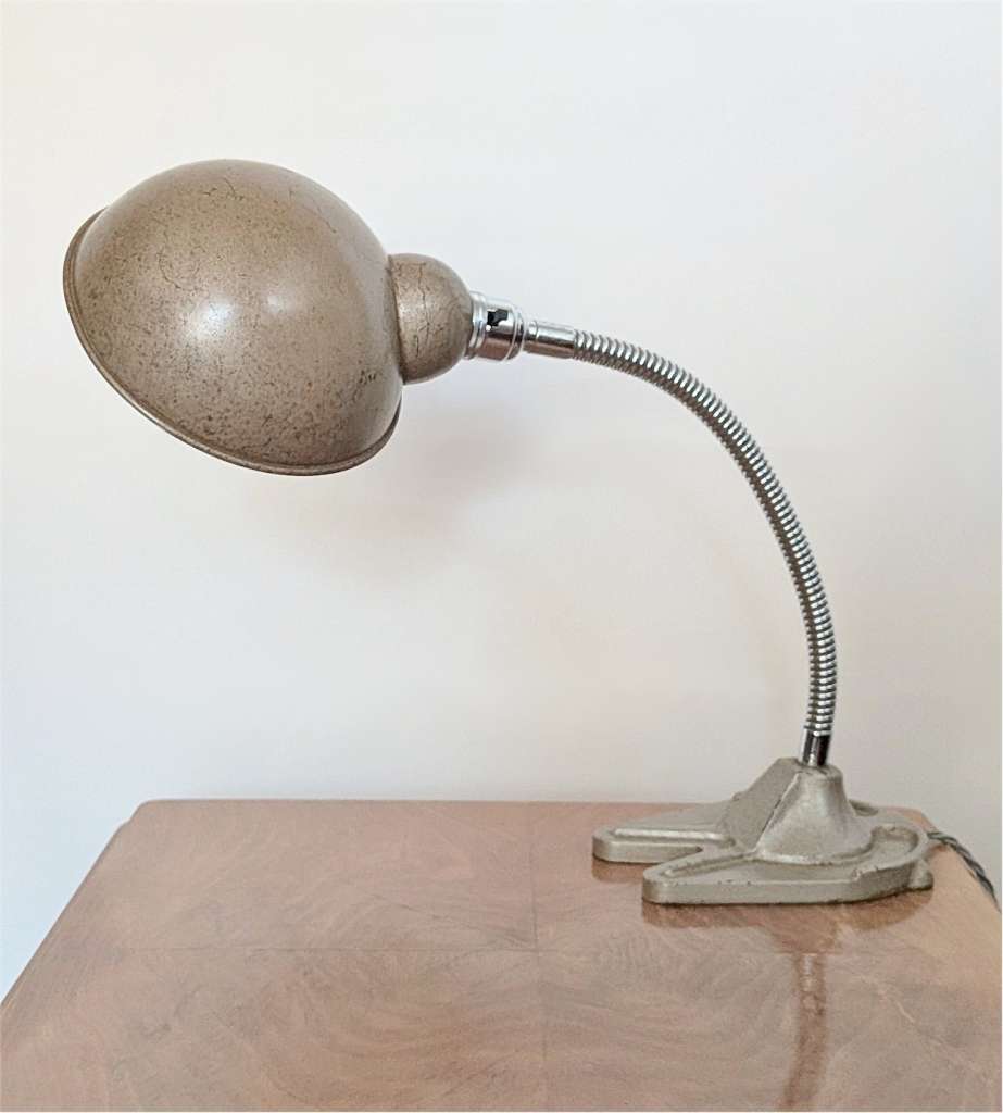 Art Deco swan neck bendy desk lamp