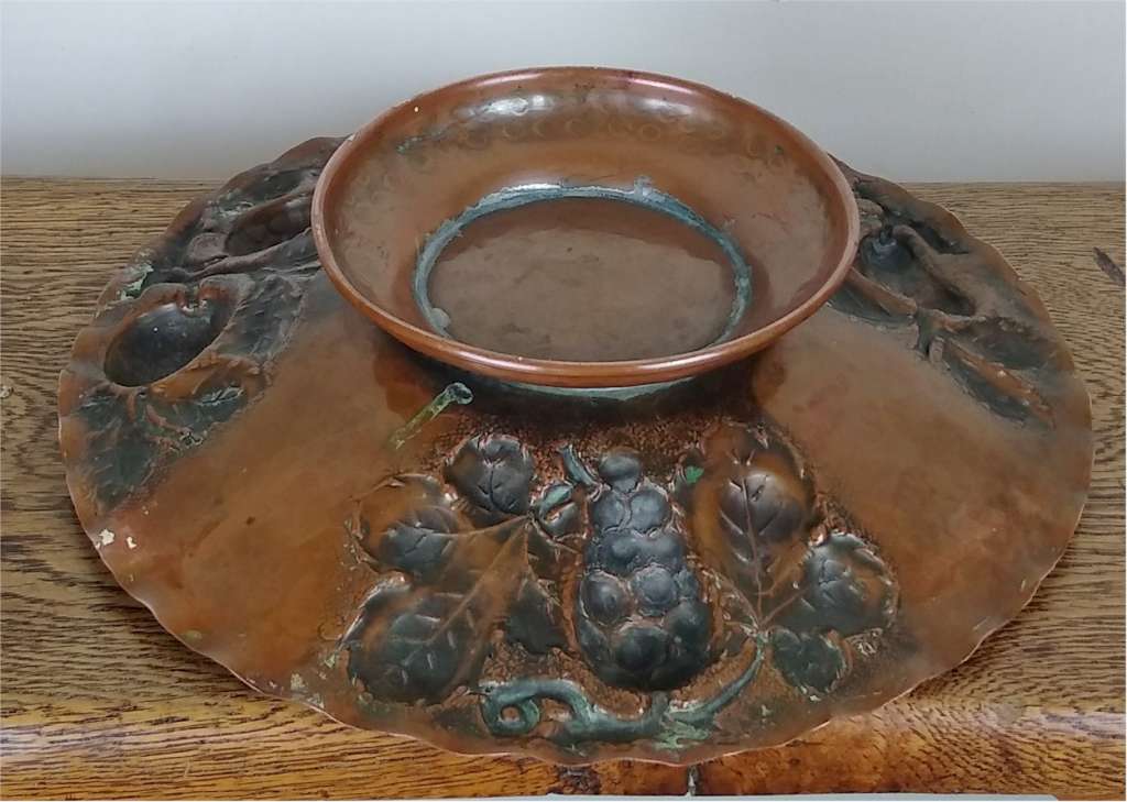 Arts and crafts hammered copper dish/tazza