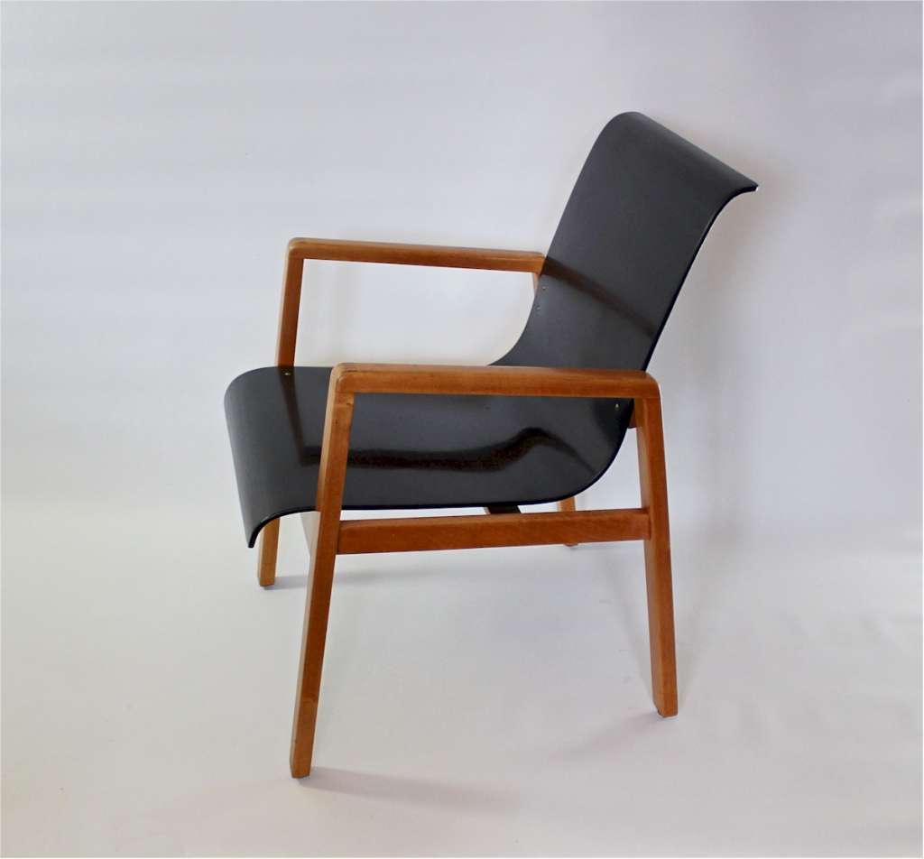 alvar Aalto Finmar 403 hallway chair