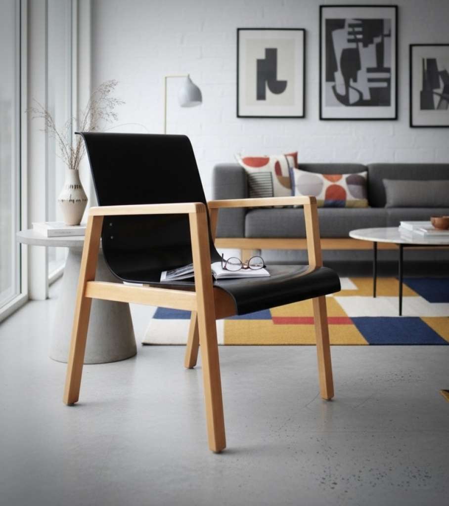 Alvar Aalto Finmar 403 hallway chairs