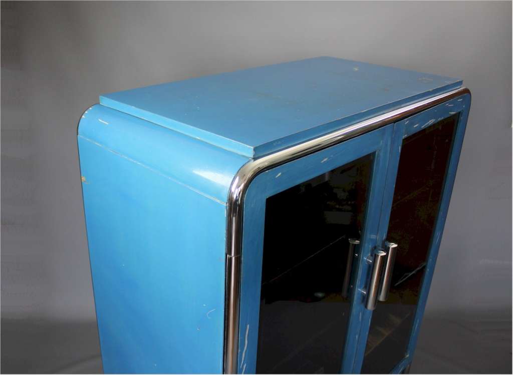 Early Bauhaus cabinet by Thonet
