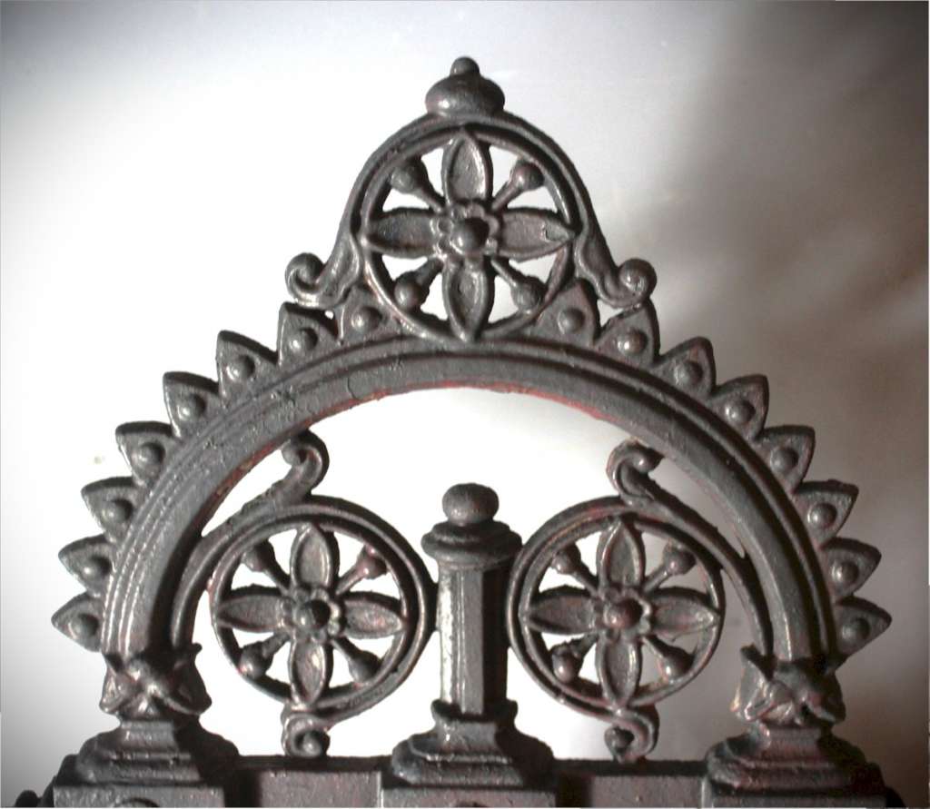 Victorian cast iron stick stand