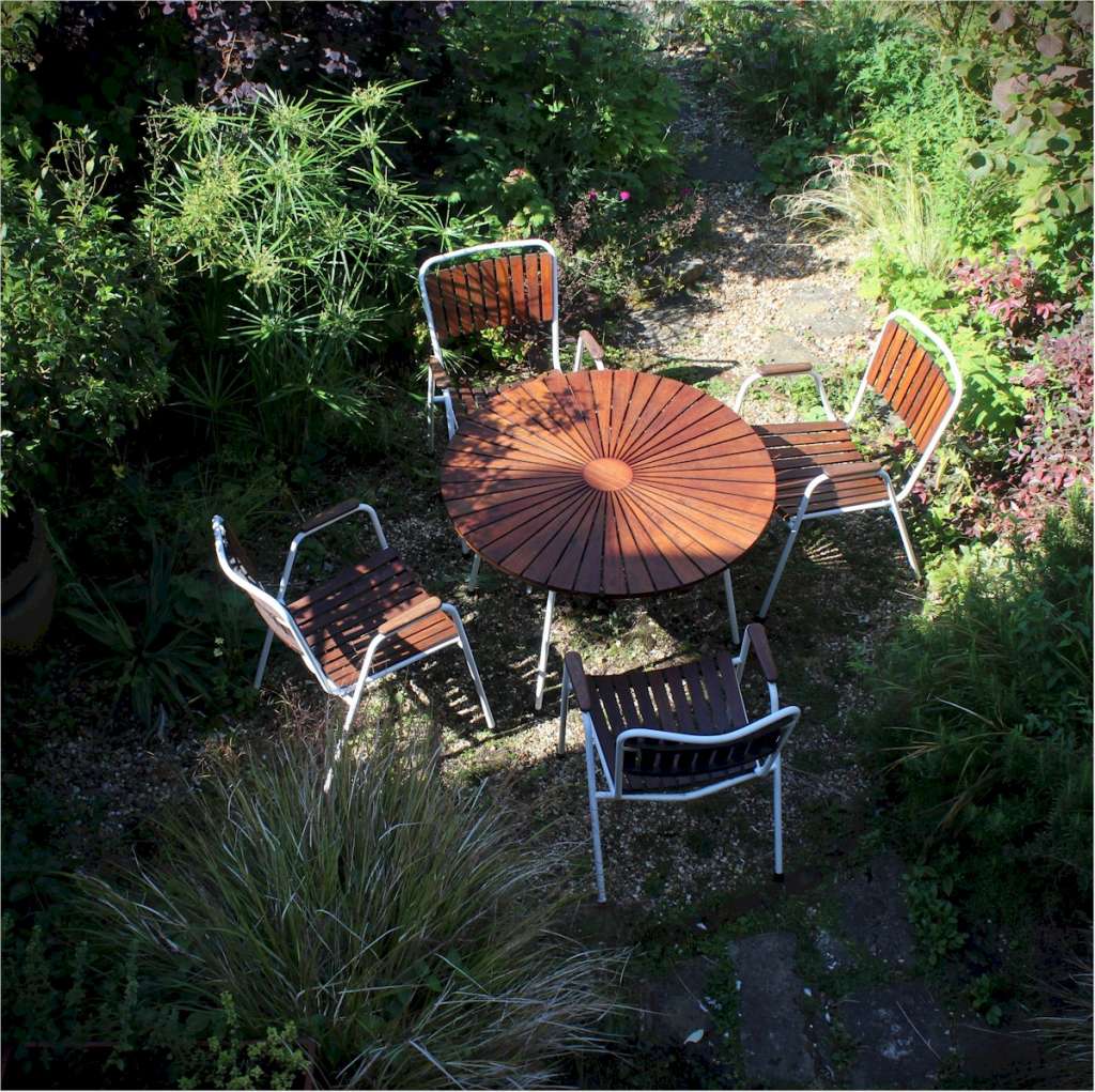Midcentury Daneline Teak garden table and chairs