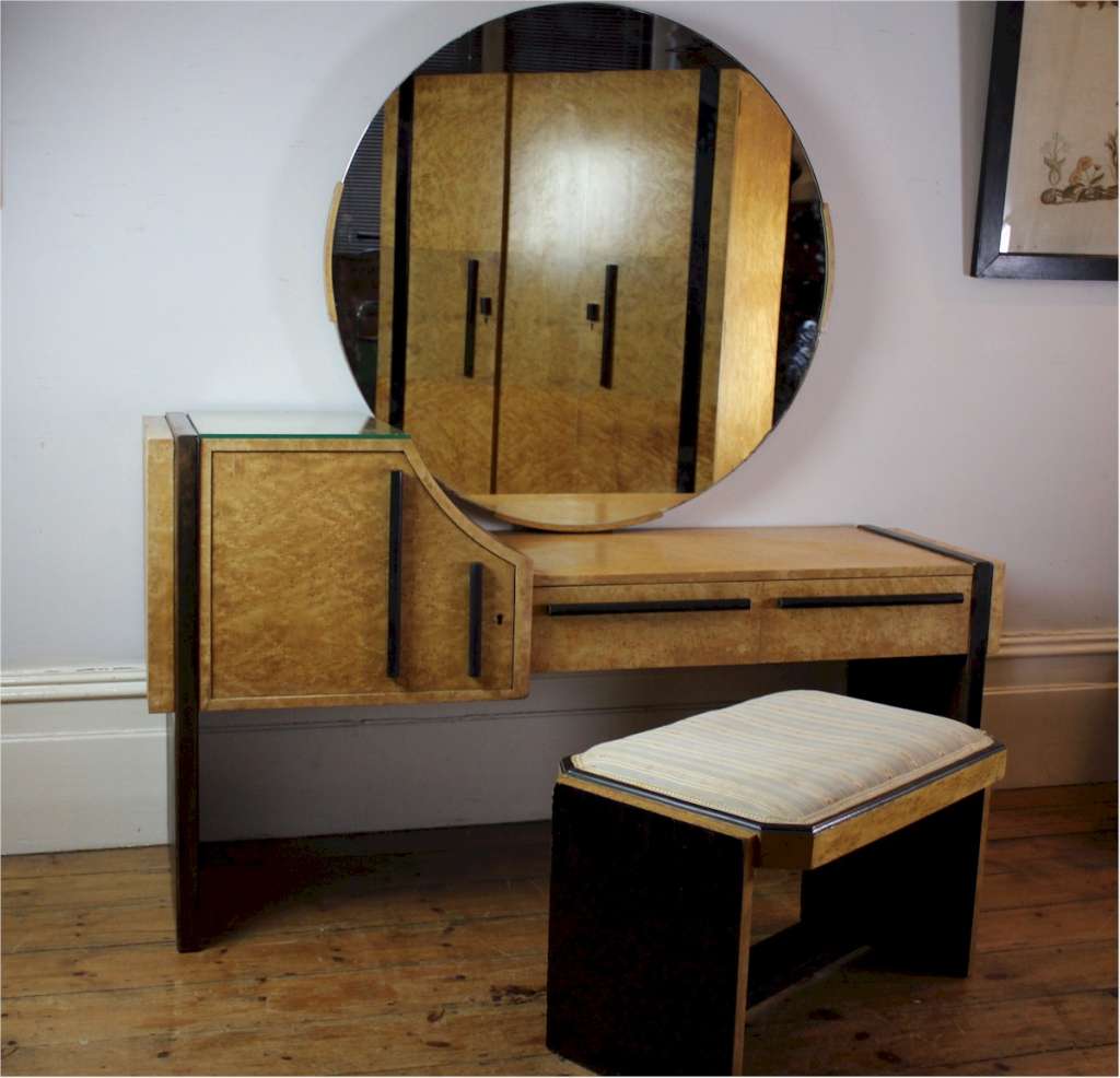 Art Deco Hille dressing table