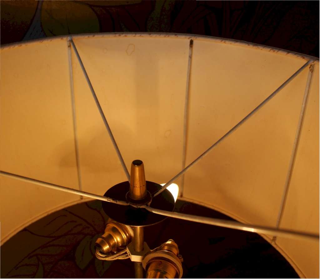 1950's table lamp on tripod brass base.