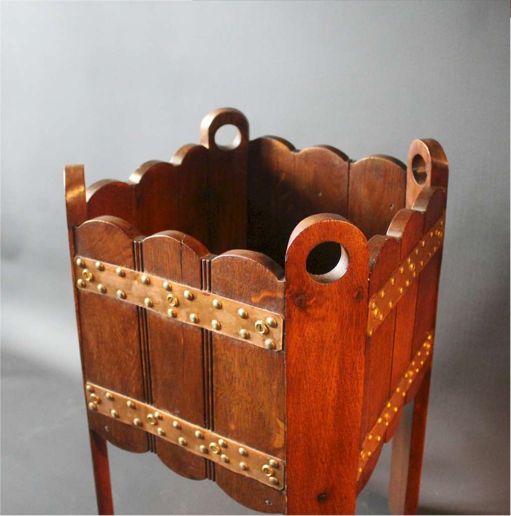 copper banded oak arts and crafts planter