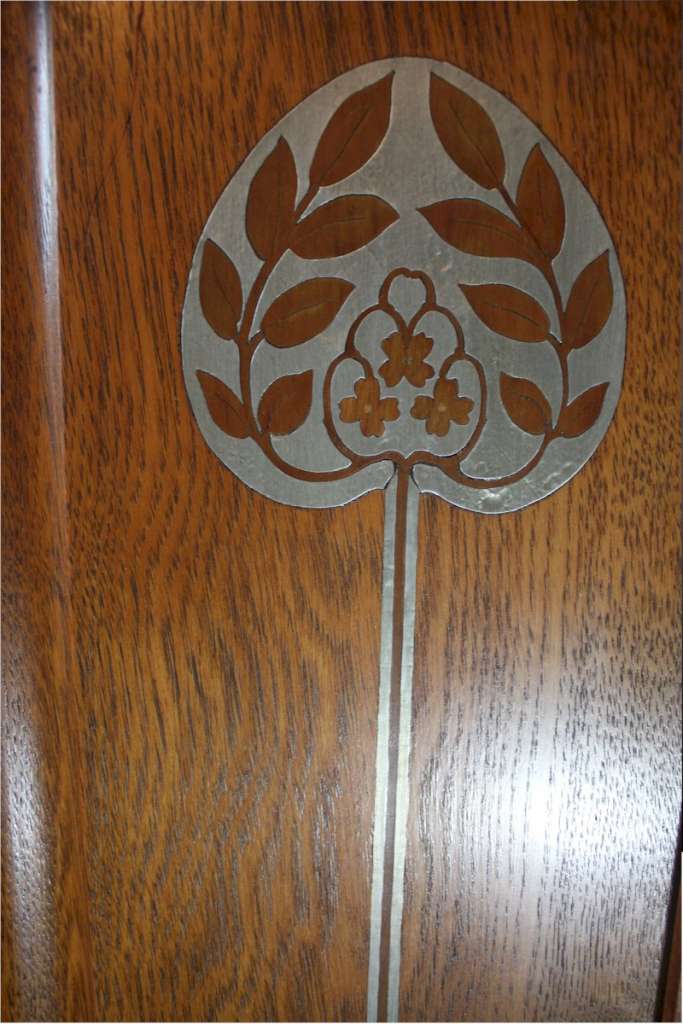  Arts and crafts Pewter inlaid door