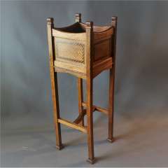 Arts and Crafts Shapland planter in oak