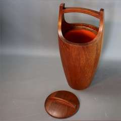  Ice Bucket designed by Jens Quistgaard, for Dansk Designs Denmark